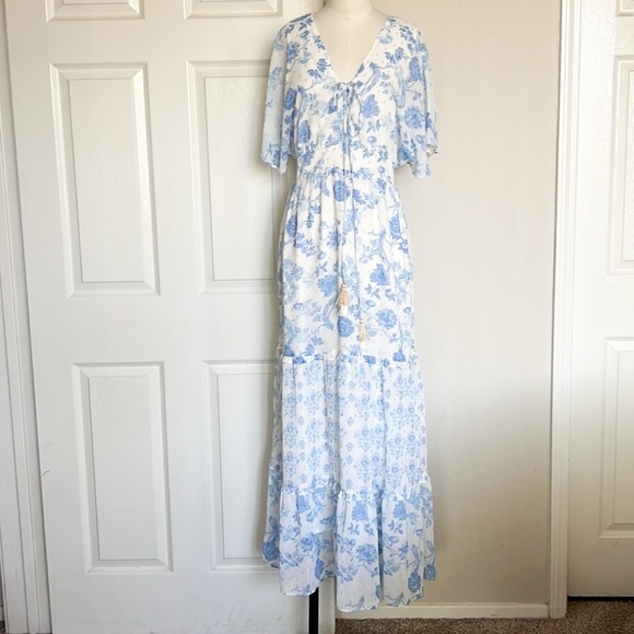 House of Harlow 1960 Floral Metallic Tiered Maxi Dress - Picture 2 of 9